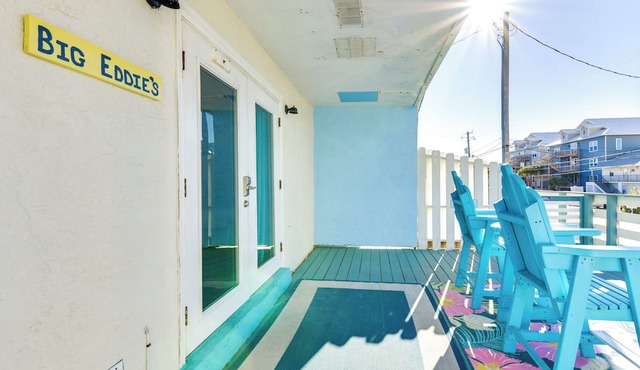 PCB Apt w/Balcony & Gulf Views: Walk to Beach