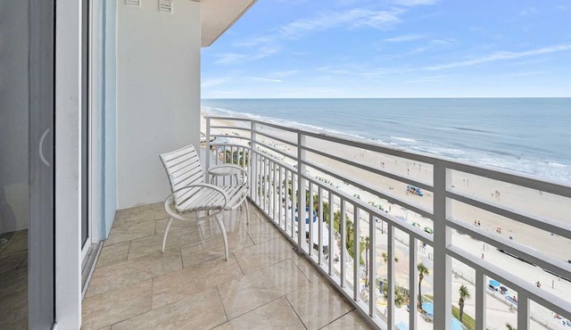 Luxury 3BR Direct Oceanfront Beach Villa Lazy River Pools Wyndham Ocean Walk Resort Daytona Beach