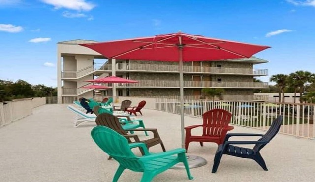 Kissimmee Spacious Suite with Pool & Fitness Center