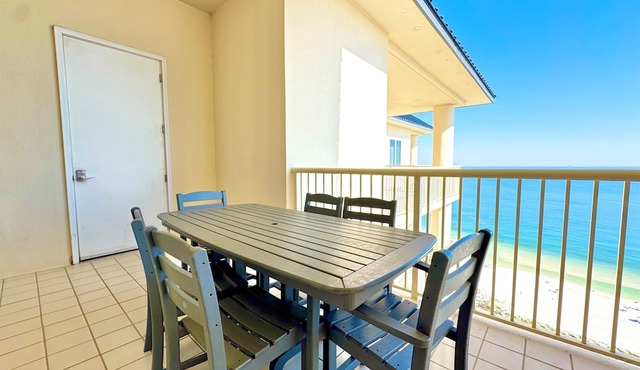 Avalon Penthouse 3- Direct Gulf View - King/Queen/TwinXL over Queen bunk