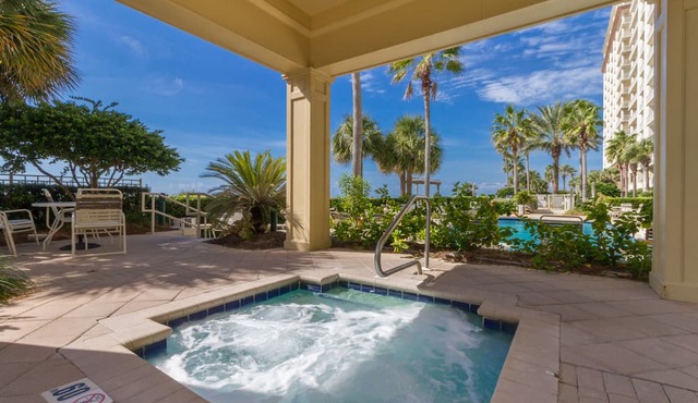 Beach Club Doral - Direct Gulf View - Beach - Pool - WIFI