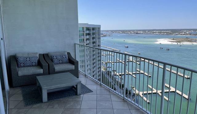 Renovated Caribe Penthouse 3/3 Sleeps 12