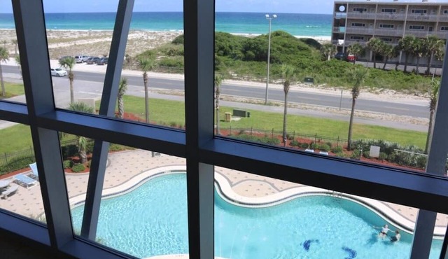 Spacious Gulf-View Retreat, Huge Balcony-ED1030