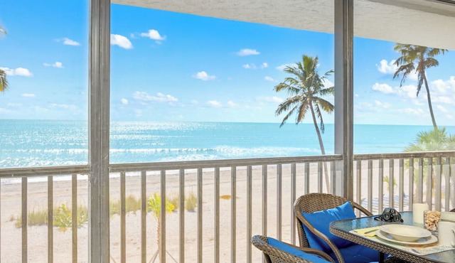 Direct Beach Front/Best View of Gulf/Remodeled Pointe Santo E36 Sanibel