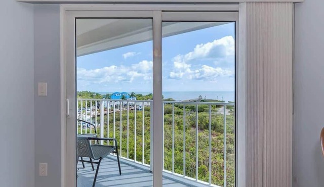 Birds Eye Loft Perched Above the Marina 1BR 1BA 5413