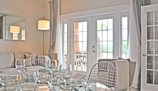 Style, Luxury & Stunning Views, Star Wars