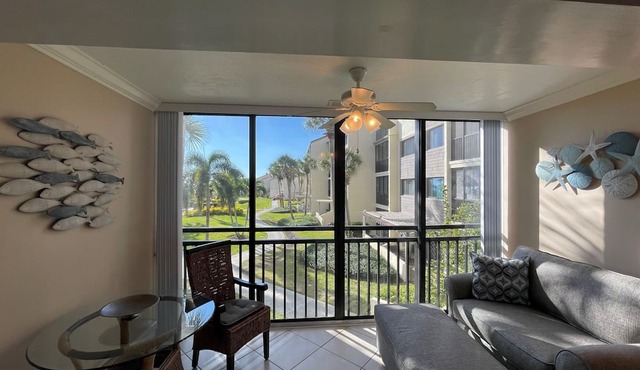Little slice of paradise, Siesta Dunes 2-209.