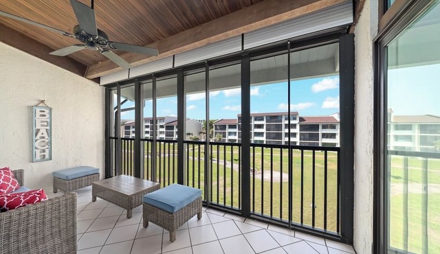 Loggerhead Cay 483: Updated Condo Steps To Beach!