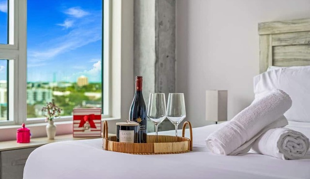 Channelside High Rise | Perfect for Remote Work!