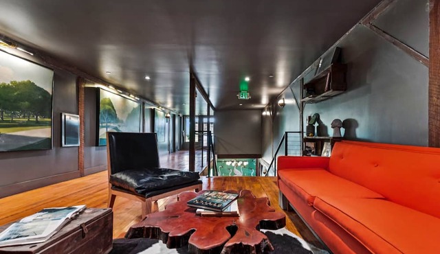 The Ensign Loft 5 in the Heart of Bay St. Louis