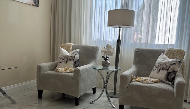 ADORNED WITH BEAUTY, FRAMED NY NATURE, APARTMENT, BLK FROM BCH, ON INTERCOASTAL.