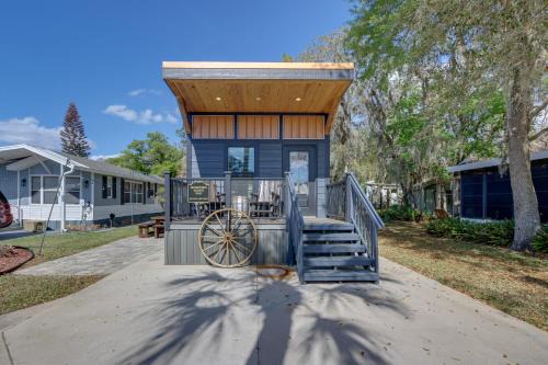 Rodeo Thrills & Backyard BBQs! Lake Wales Retreat