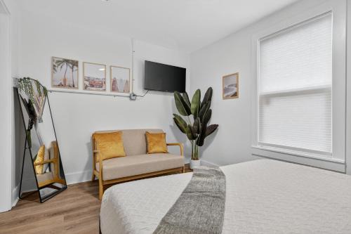 Unit 5 Affordable Private Studio