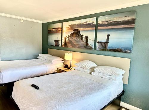 Days Inn by Wyndham Pensacola - Historic Downtown