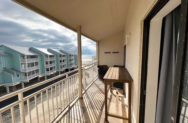Sugar Beach 321 by ALBVR – Beautiful condo & views just steps from the beach!